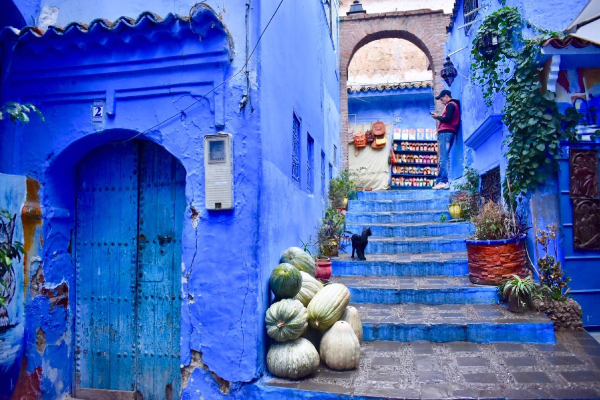 モロッコ青い街