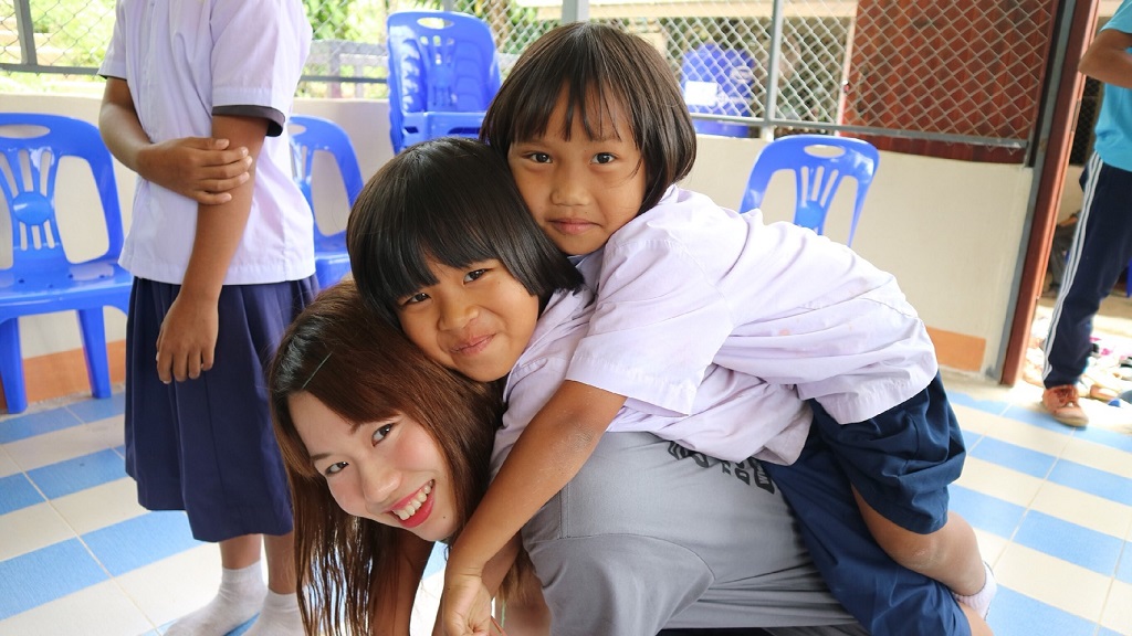 タイでボランティア