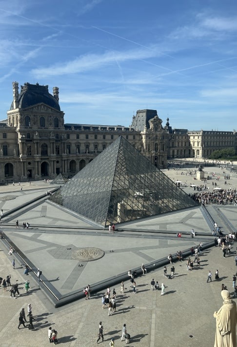 ルーヴル美術館