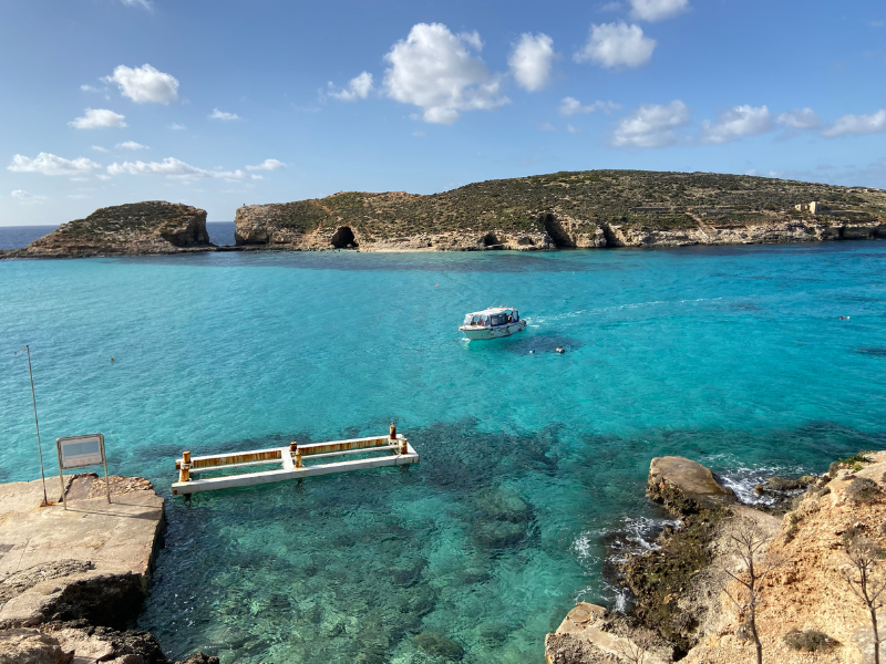 コミノ島 ブルーラグーン