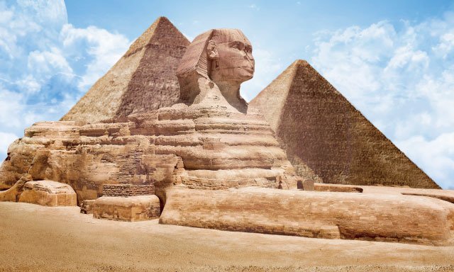 op_egypt_pyramid-min